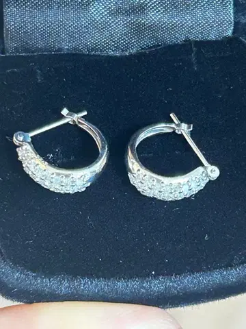 P t900 다이아 귀걸이