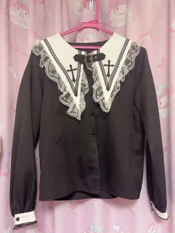 MARS 블라우스 십자가