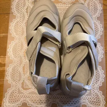 무인양품 스니커즈 샌들