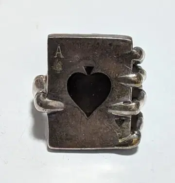 반지 스페이드 해골 손