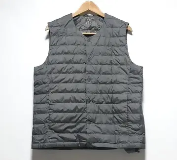 유니클로 경량 울트라 라이트 다운 컴팩트 베스트 다운 베스트 남성용 XL