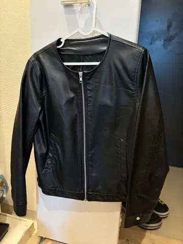 블랙 가죽 자켓 MURUA