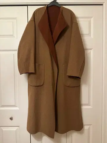 브라운 리버서블 롱 코트 울 계열 소재