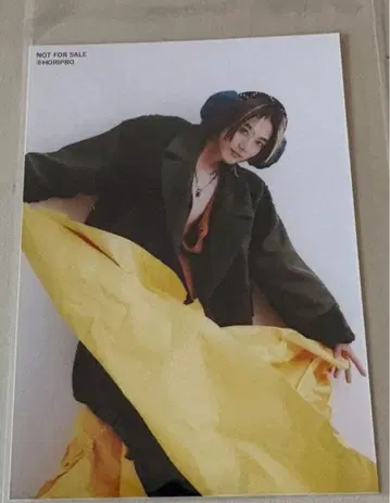 코마키네 아오타 2025년 달력 특전 브로마이드 4