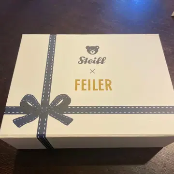 Steiff x FEILER 손수건과 봉제 인형 세트