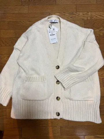 새상품 ZARA V넥 가디건