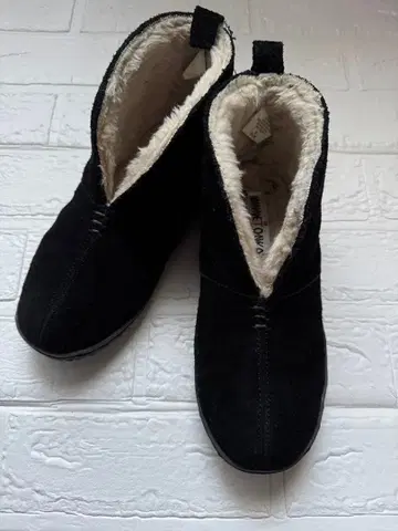 [ MINNETONKA ] 백스킨 스노우 부츠 ( 사이즈 23cm )