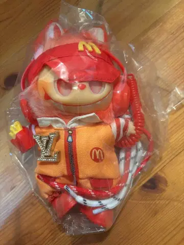 미사용 새상품 귀여운 3세대 빨간색 인형옷 러브브 봉제 인형