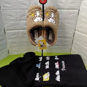스누피 보아 슬리퍼 23cm & 후드티 M 세트