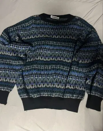 con livello 니트 스웨터 파랑 블랙