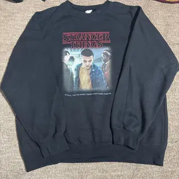 GU 스트레인저 싱스 XL 트레이닝복