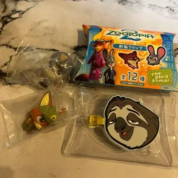 기다림 유년기 닉, 유년기 주디, 앞머리 클립 플래시