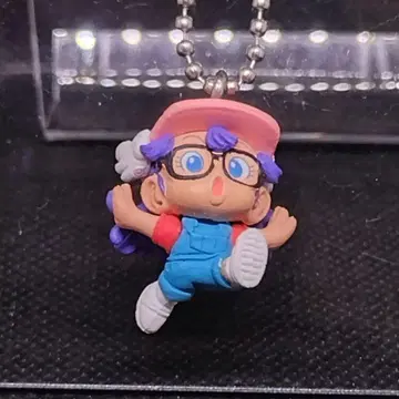 719 드래곤볼 UDM 키링 아라레짱