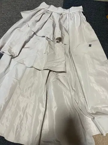 jouetie 아지메 라인 프릴 스커트