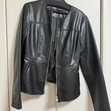 ZARA 블랙 가죽 자켓 M