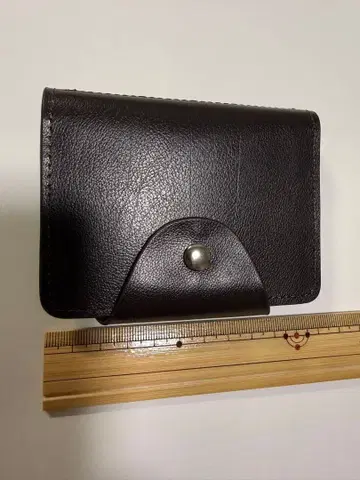 블랙 가죽 카드 홀더 단추식
