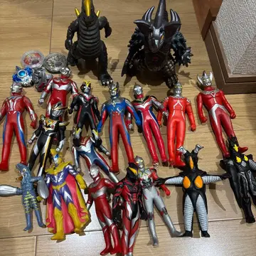 울트라맨 시리즈 피규어 다수 세트