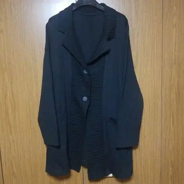 MISSEL 블랙 버튼 가디건