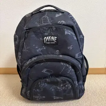 [ 새상품급 ] DAKINE CAMPUS L 33L 백팩 해골 패턴