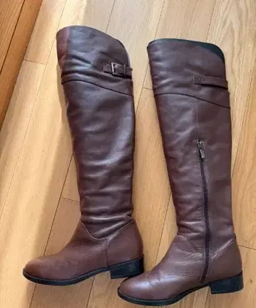 브라운 가죽 롱 부츠