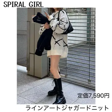 SPIRAL GIRL 라인 아트 자카드 니트 원피스