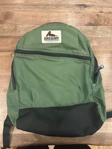 GREGORY 60/40 셰라 디자인 데이팩