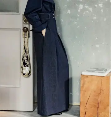 [ deres ] first denim skirt Simone