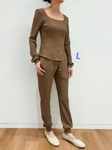 [ 마메쿠로구치 ] 히트텍 울 블렌드 와플 스퀘어 넥 T&팬츠 L