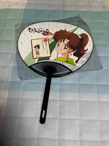 세일러문 R 키노 마코토 부채