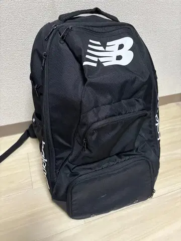 뉴발란스 블랙 백팩