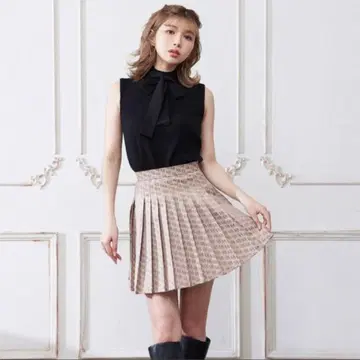 [ 새상품 ] 다리치 슬리브리스 리본 니트탑