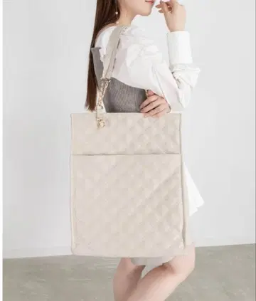 체인 숄더 퀼팅 토트백 randa 화이트 아이보리
