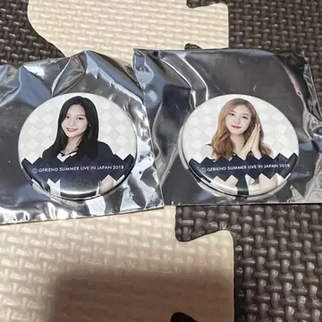 GFRIEND SUMMER LIVE IN JAPAN 2018 배지 2개