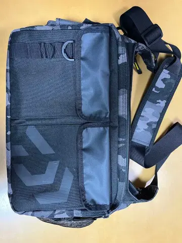 다이와 숄더백 ( D )