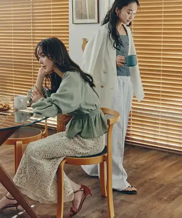 NATURAL BEAUTY BASIC 크라프트 레이스 스커트