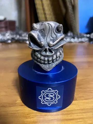 STARLINGEAR 스타링기어 펀처데빌 반지 스탠드