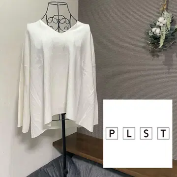 PLST 플라스테 니트 플레어 슬리브 V넥 니트