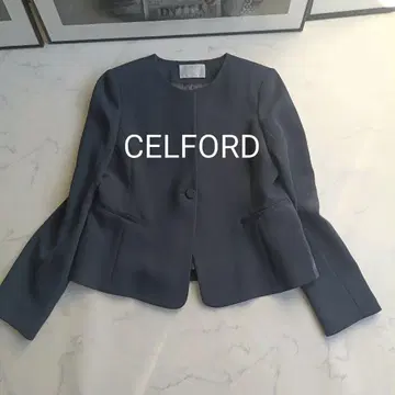 셀포드 네이비 노카라 페플럼 자켓 워셔블 일본제