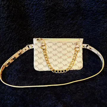 팔로우 할인 있음 MICHEAL KORS 마이클코어스 숄더 파우치