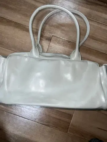 MICHEL KLEIN 화이트 토트백