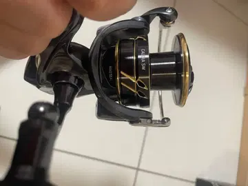 5000-CXH 스피닝 릴