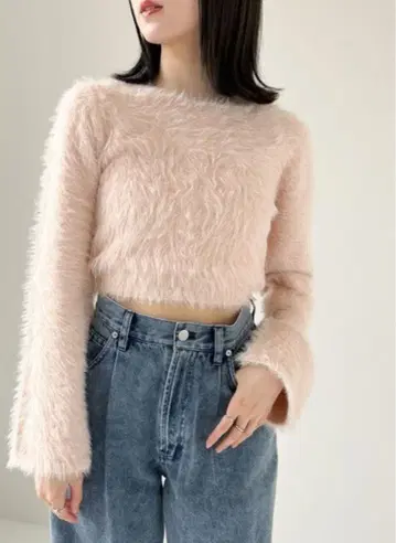 Heather 샤기 소매 플레어 니트