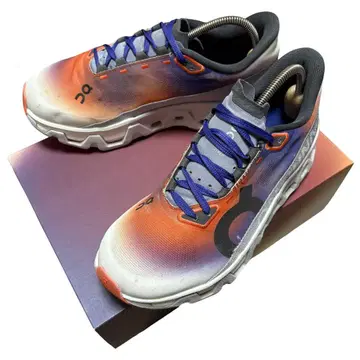 새상품급 클라우드 몬스터 하이퍼 25.5cm 박스 포함