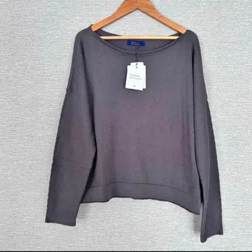 새상품 HUMAN WOMAN 휴먼 우먼 긴팔 니트