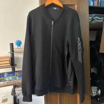 블랙 맨투맨 자켓