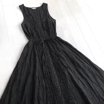 카네코 이사오 면 로운 꽃 총 자수 프릴 블랙 오버롤 스커트 원피스