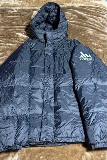 [한정판 가격 인하] XLARGE 다운 자켓 XL 사이즈 엑스라지