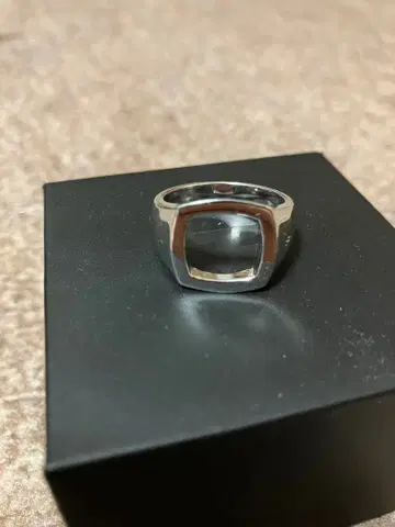 TOM WOOD Cushion Open Ring Size 60