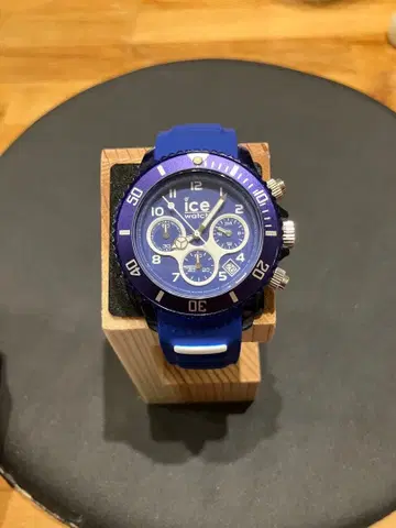 ice watch 파랑 크로노그래프 손목시계