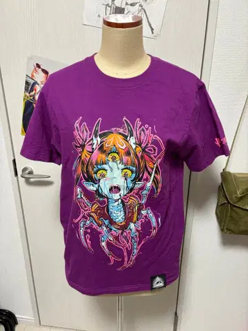 Invasion Club 그래픽 프린트 퍼플 T셔츠 M